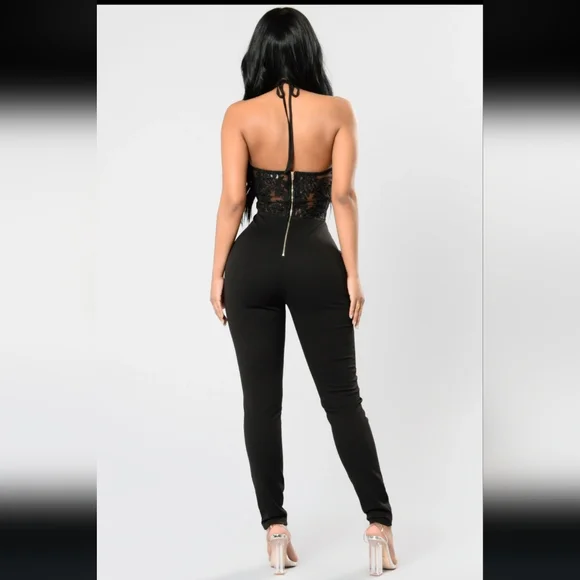 ♥︎NWOT Junpsuit♥︎ - Picture 2 of 9